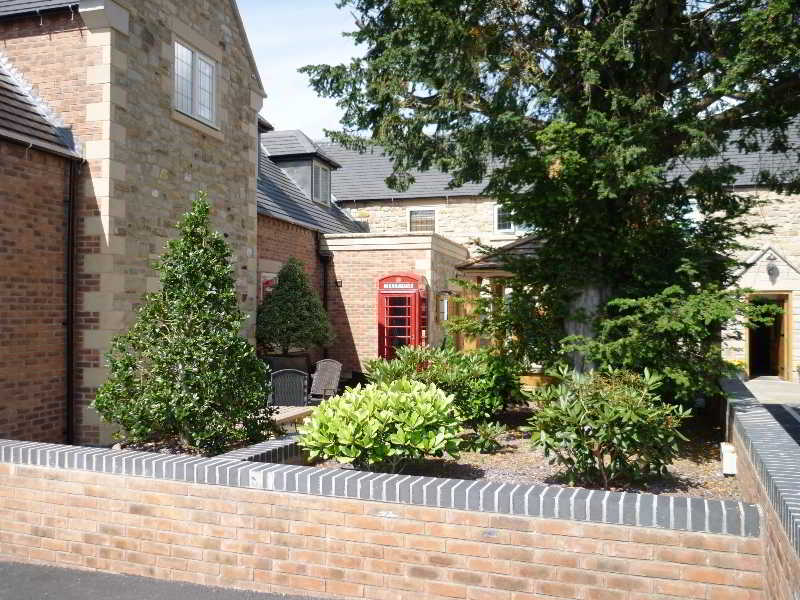 The White Hart 4*